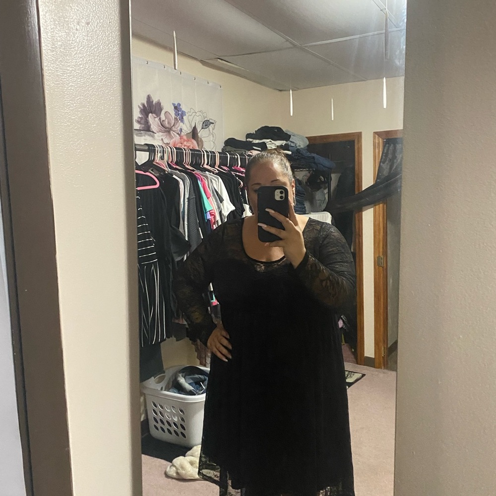 NWOT Torrid lace dress - Picture 6 of 6